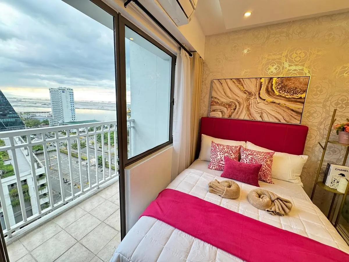 The Pink Velvet Shore Residences Family room Good for 2-4 guests by Prime Stay MOA Manila Apartment