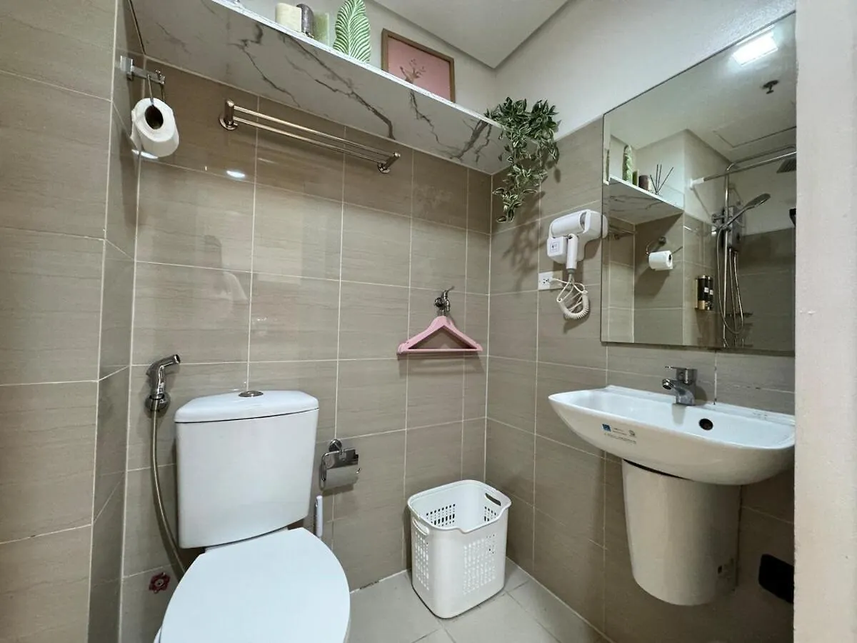The Pink Velvet Shore Residences Family room Good for 2-4 guests by Prime Stay MOA Manila