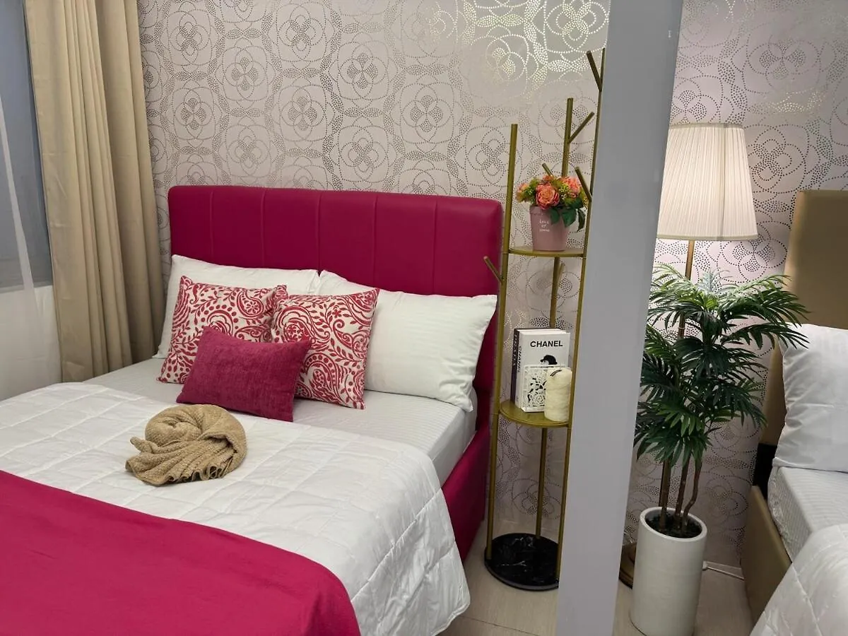 The Pink Velvet Shore Residences Family room Good for 2-4 guests by Prime Stay MOA Manila